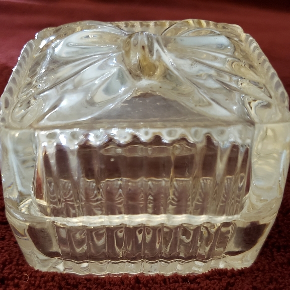 Vintage Lead Crystal Yugoslavia Bow Tie Trinket Box - Picture 2 of 10